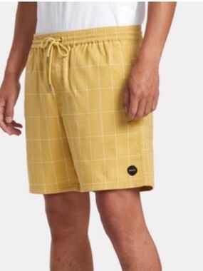 RVCA Large Shorts Escape Suiting Elastic Stretch Walkshorts 17” Banana NWT